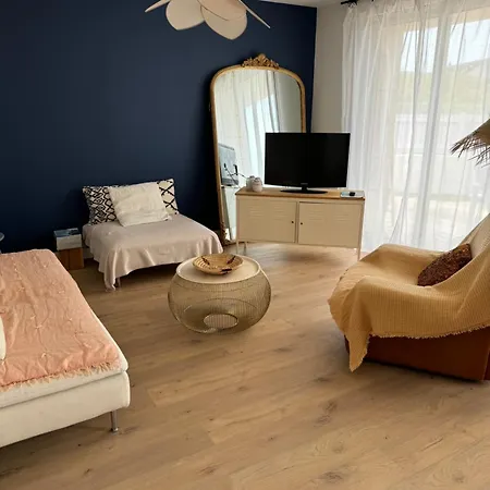 Cosy Face A La Larmor-Plage